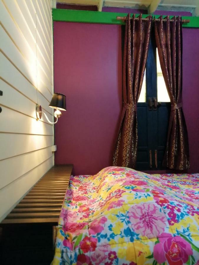Baan Tepa Boutique House Acomodação com café da manhã  2*